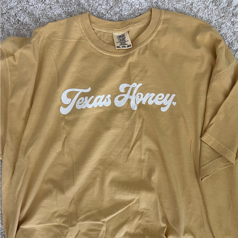 perfect oversized tee. worn in washed feel